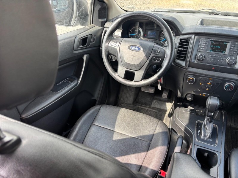 Ford Ranger Vehicle Full-screen Gallery Image 14