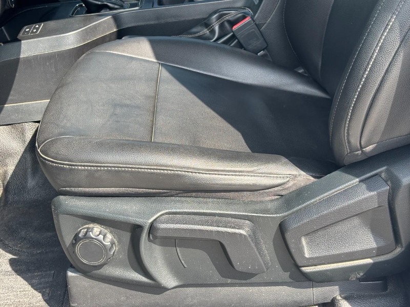 Ford Ranger Vehicle Full-screen Gallery Image 17