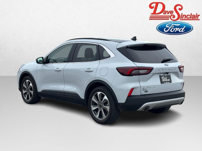 Ford Escape Vehicle Image 09