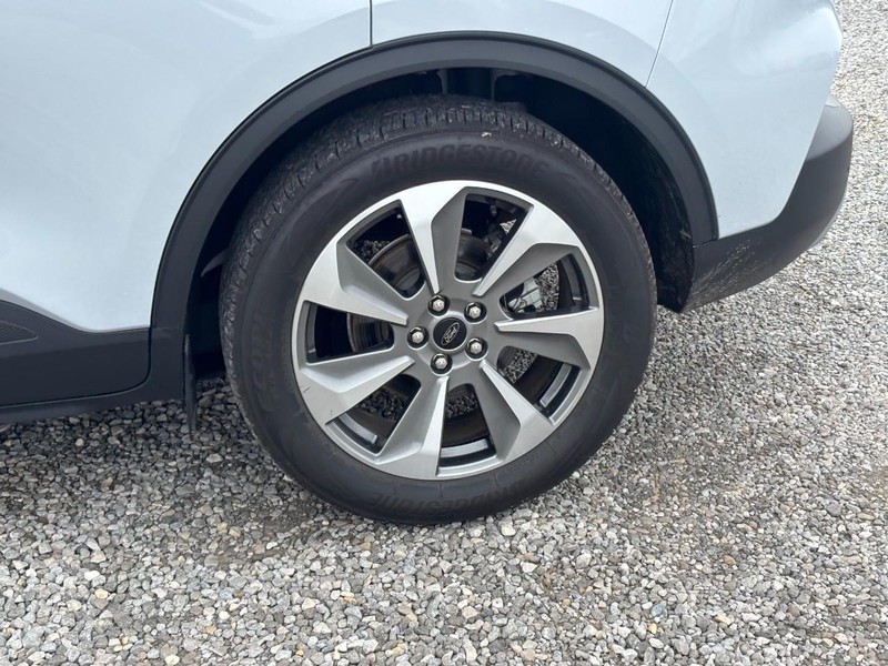 Ford Escape Vehicle Image 12