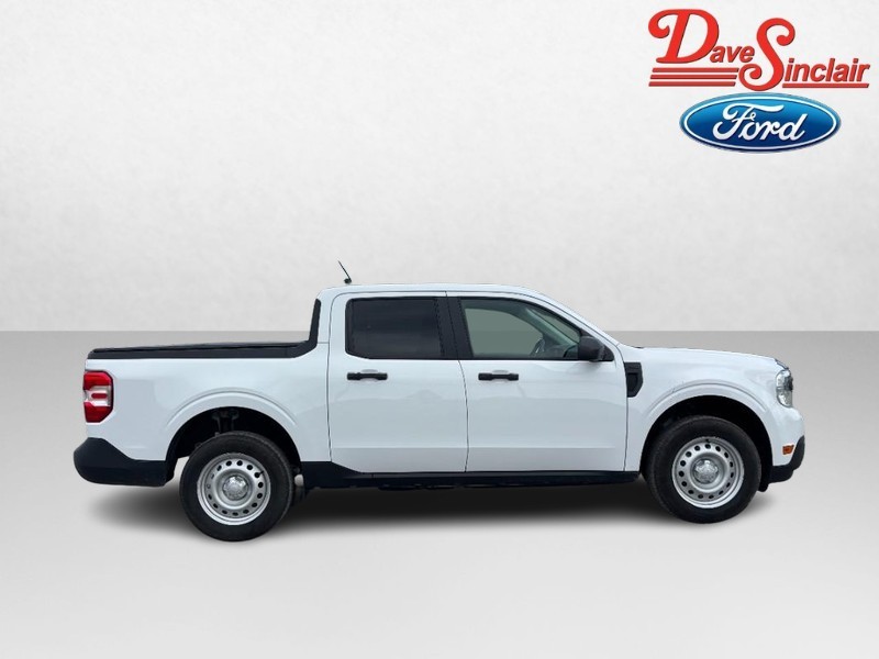 Ford Maverick Vehicle Full-screen Gallery Image 05