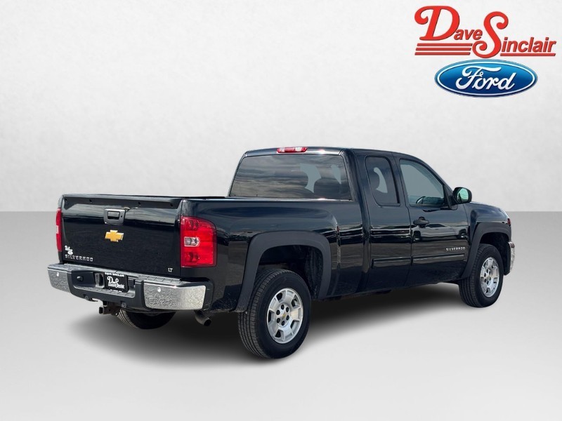 Chevrolet Silverado 1500 Vehicle Full-screen Gallery Image 05