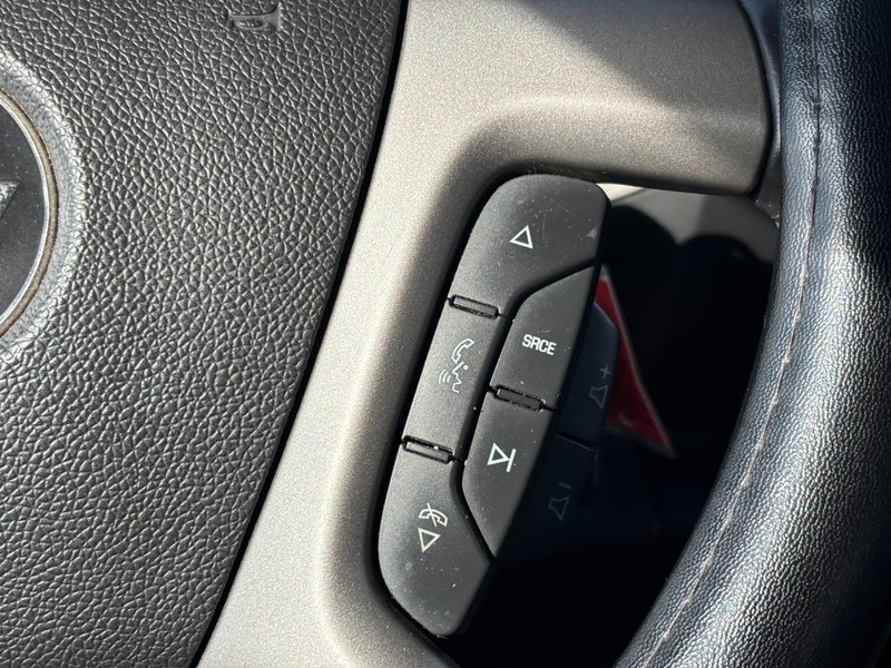 Chevrolet Silverado 1500 Vehicle Full-screen Gallery Image 19