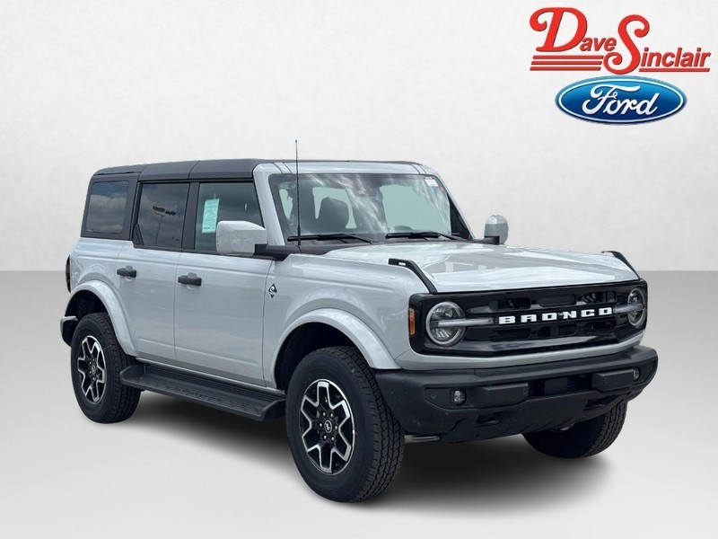Ford Bronco Vehicle Image 04