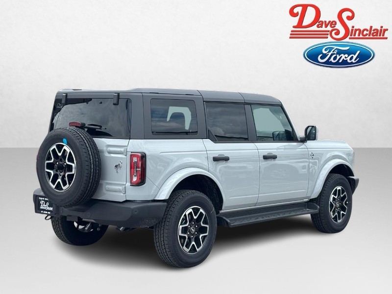 Ford Bronco Vehicle Image 07