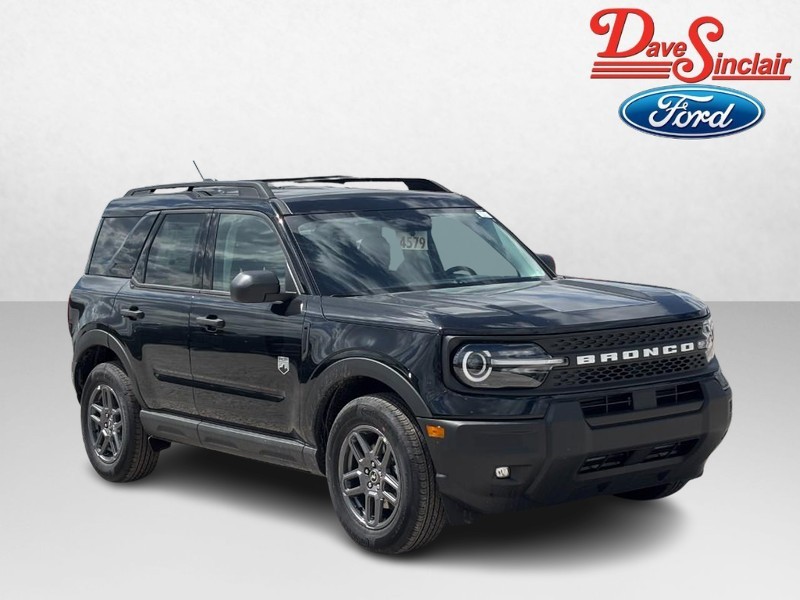 Ford Bronco Sport Vehicle Full-screen Gallery Image 04