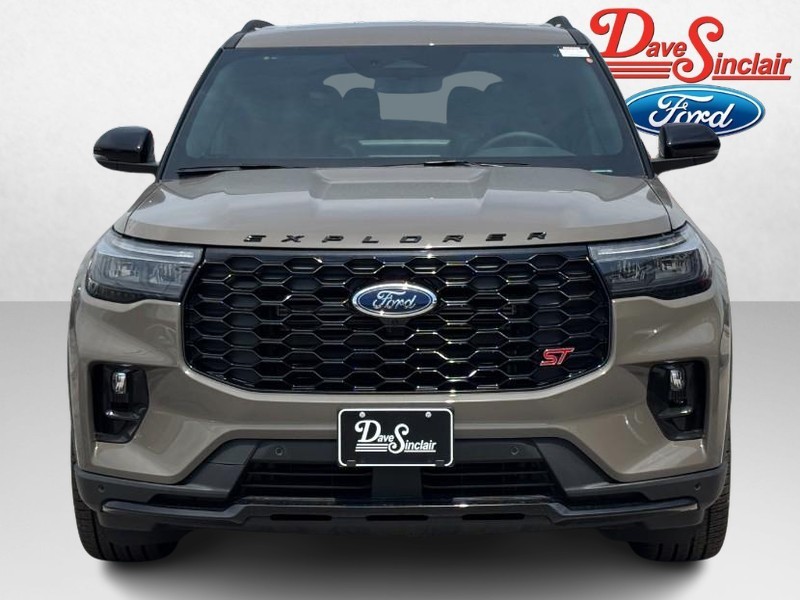 Ford Explorer Vehicle Image 02