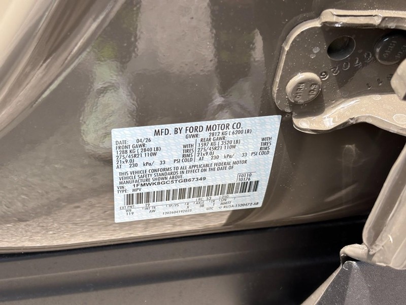 Ford Explorer Vehicle Image 25