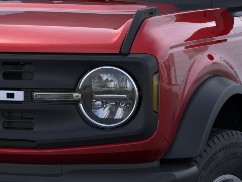 Ford Bronco Vehicle Full-screen Gallery Image 22