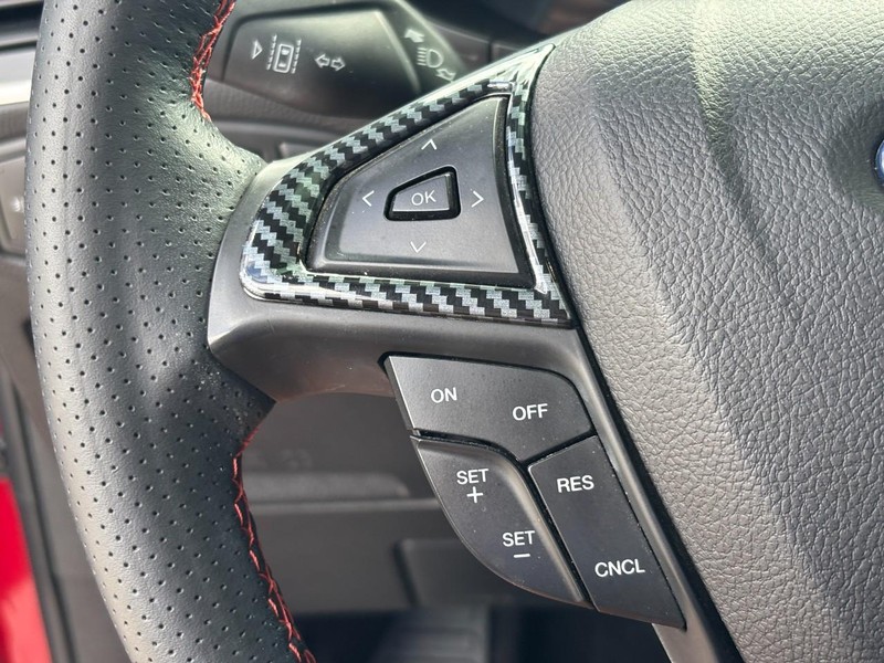 Ford Edge Vehicle Image 19