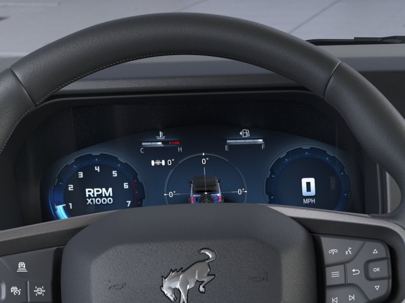 Ford Bronco Vehicle Full-screen Gallery Image 15