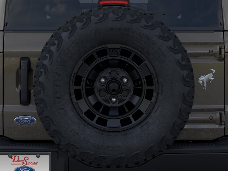 Ford Bronco Vehicle Full-screen Gallery Image 26