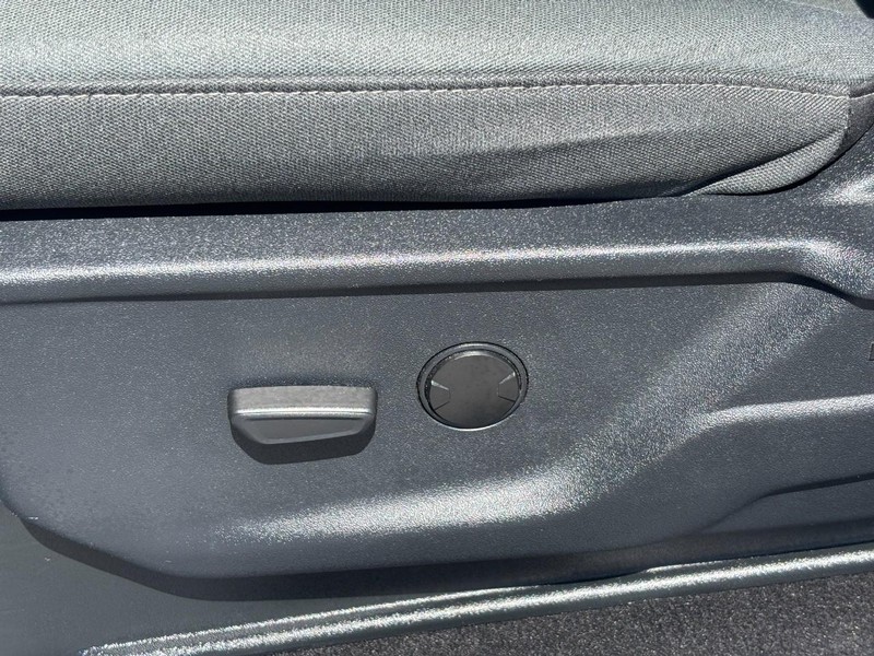 Ford F-150 Vehicle Image 17