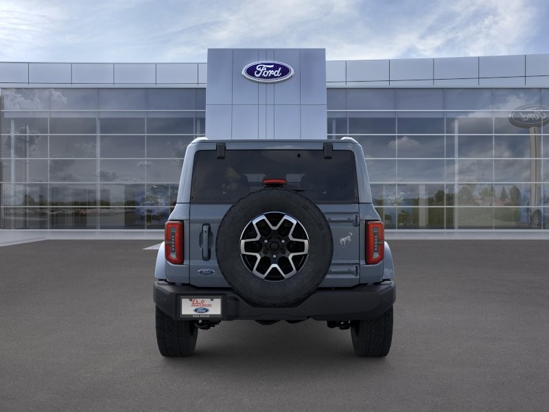 Ford Bronco Vehicle Full-screen Gallery Image 07