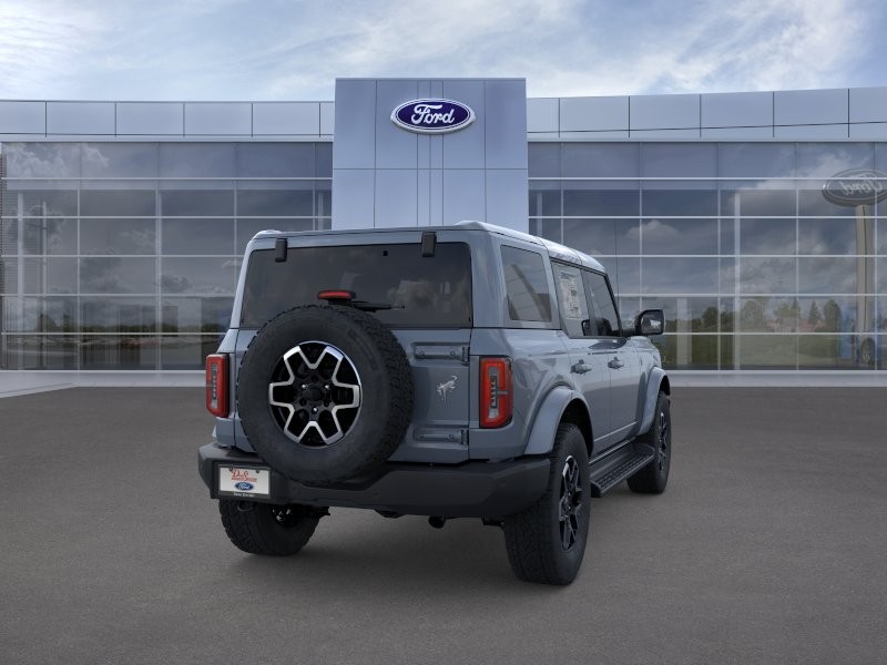 Ford Bronco Vehicle Full-screen Gallery Image 10