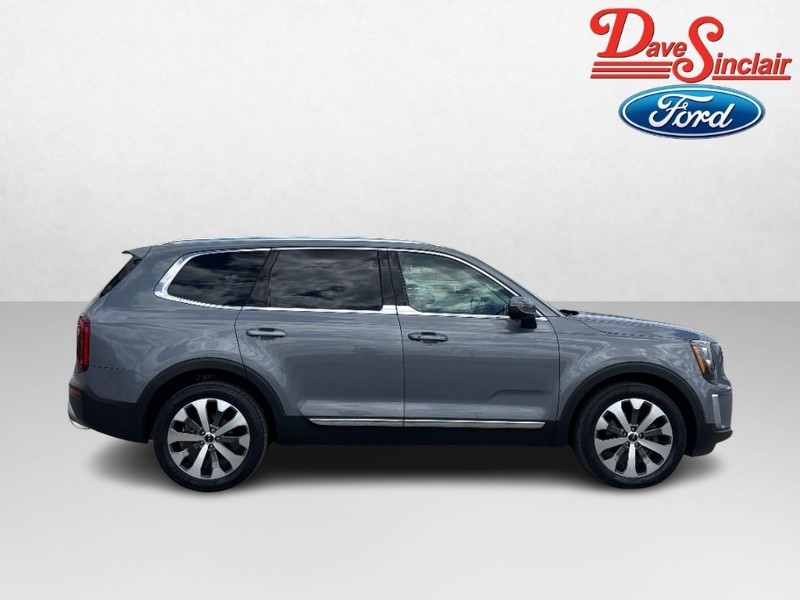 Kia Telluride Vehicle Full-screen Gallery Image 05