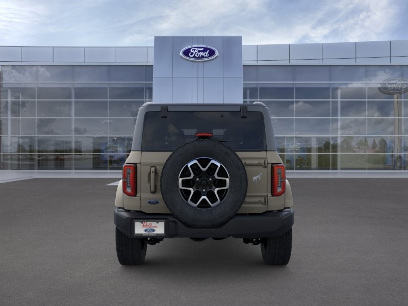 Ford Bronco Vehicle Full-screen Gallery Image 07