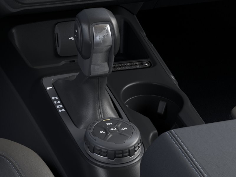 Ford Bronco Vehicle Full-screen Gallery Image 19