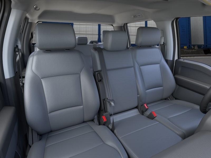 Ford Super Duty F-250 SRW Vehicle Image 12