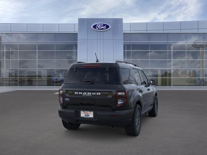 Ford Bronco Sport Vehicle Full-screen Gallery Image 10