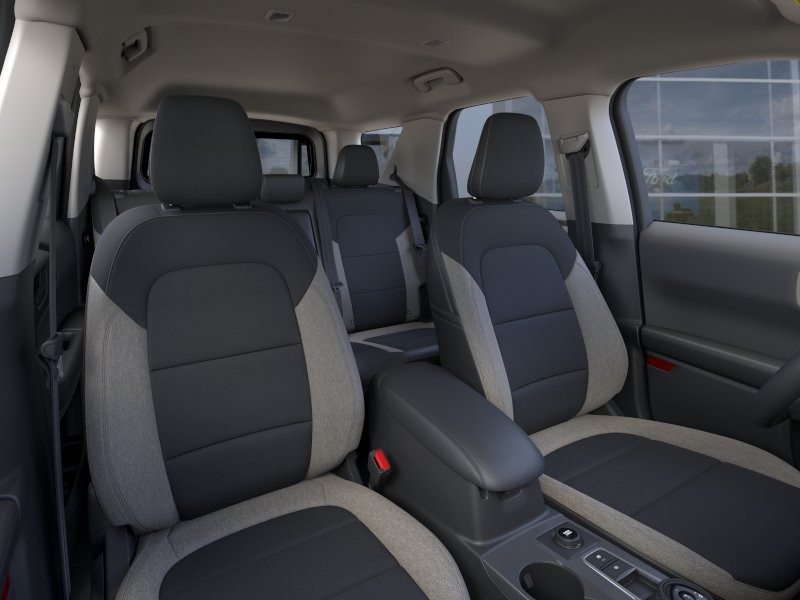 Ford Bronco Sport Vehicle Full-screen Gallery Image 12
