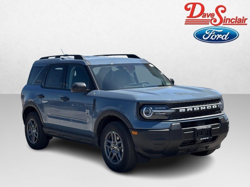 Ford Bronco Sport Vehicle Full-screen Gallery Image 04