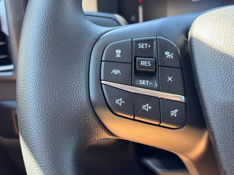 Ford Bronco Sport Vehicle Full-screen Gallery Image 18