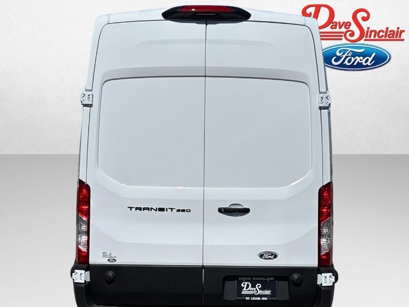 Ford Transit Cargo Van Vehicle Full-screen Gallery Image 08