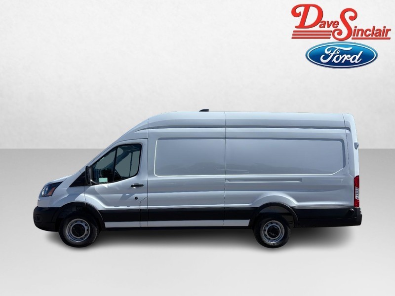 Ford Transit Cargo Van Vehicle Full-screen Gallery Image 10