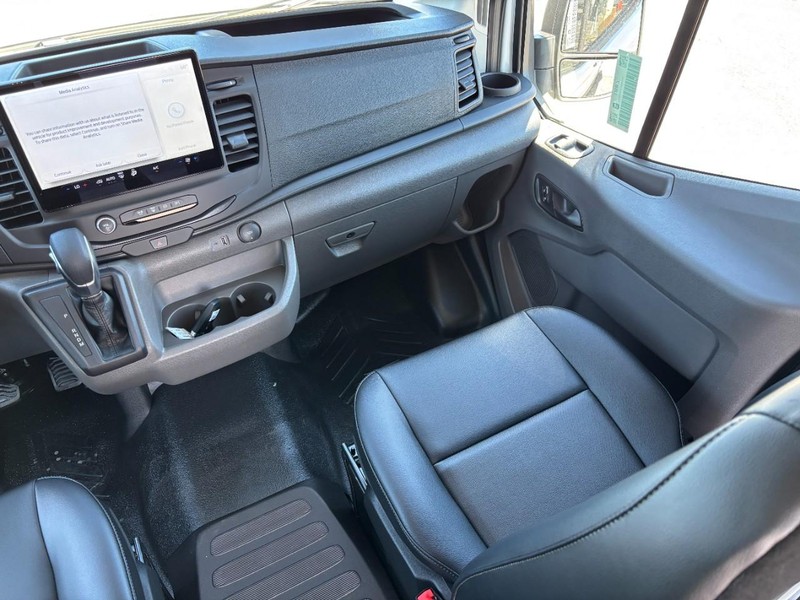 Ford Transit Cargo Van Vehicle Full-screen Gallery Image 15