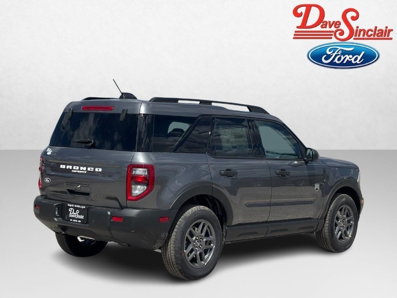 Ford Bronco Sport Vehicle Full-screen Gallery Image 07