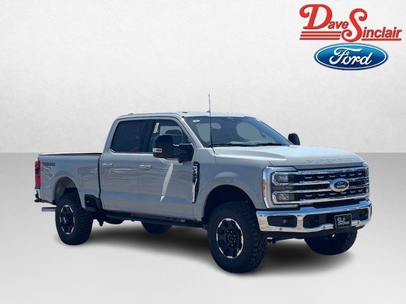 Ford Super Duty F-250 SRW Vehicle Image 04