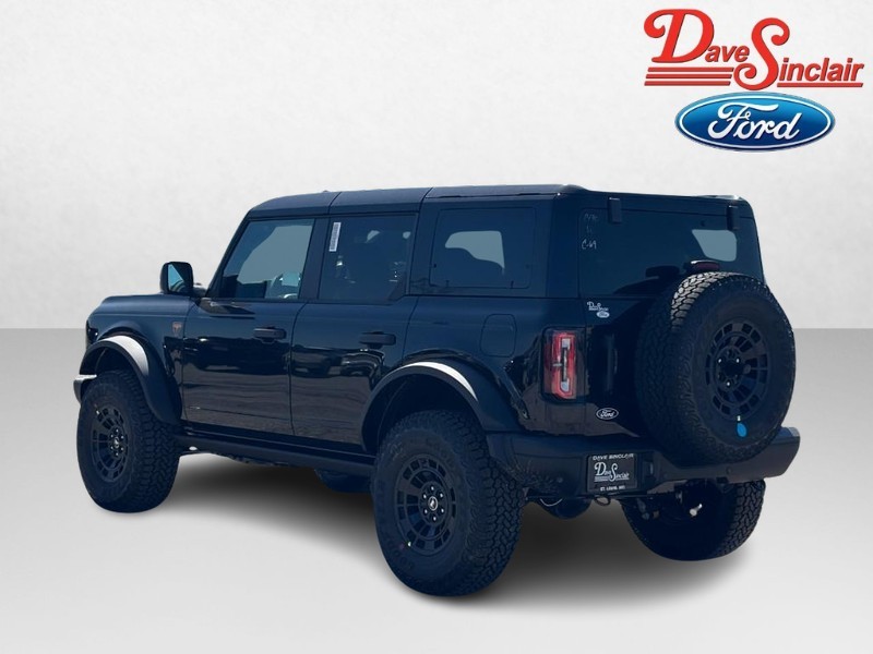 Ford Bronco Vehicle Image 09
