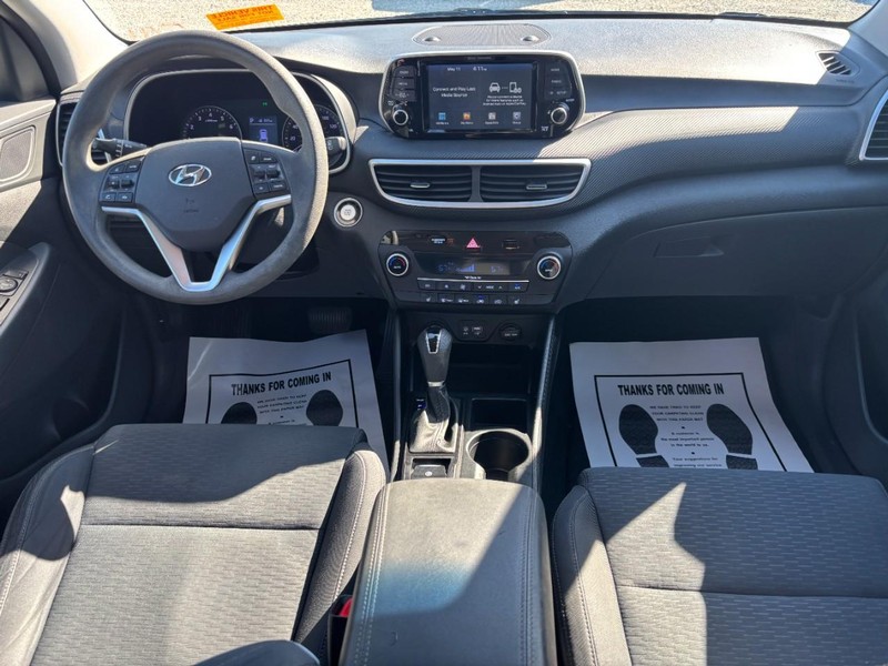 Hyundai Tucson Vehicle Image 15