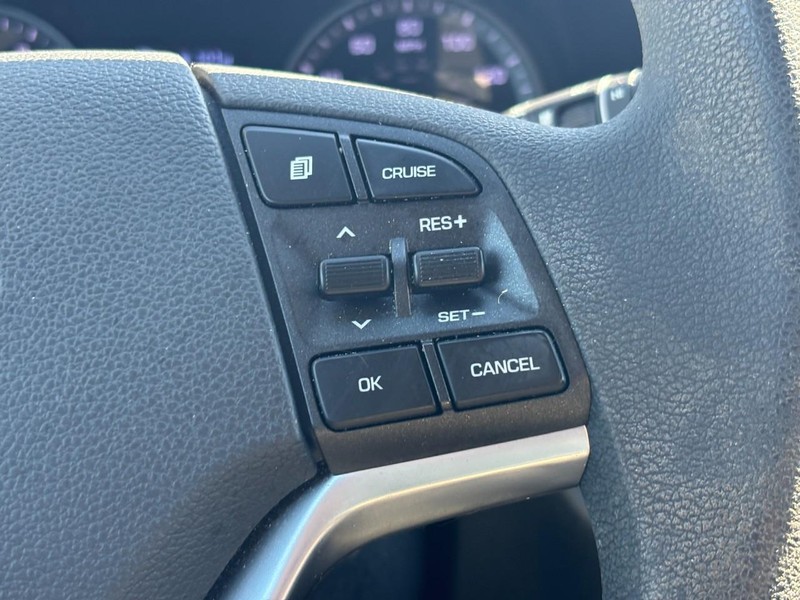 Hyundai Tucson Vehicle Image 20