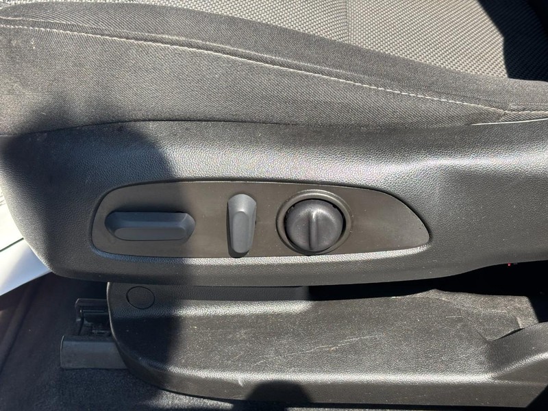 Chevrolet Traverse Vehicle Full-screen Gallery Image 16