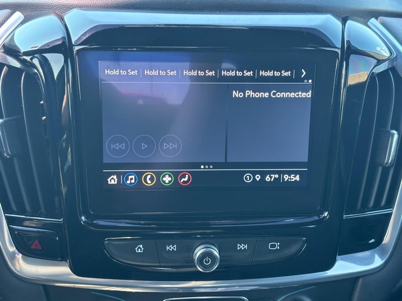 Chevrolet Traverse Vehicle Full-screen Gallery Image 21