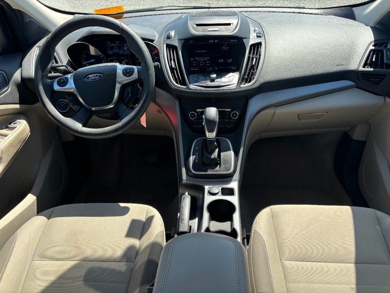 Ford Escape Vehicle Image 15