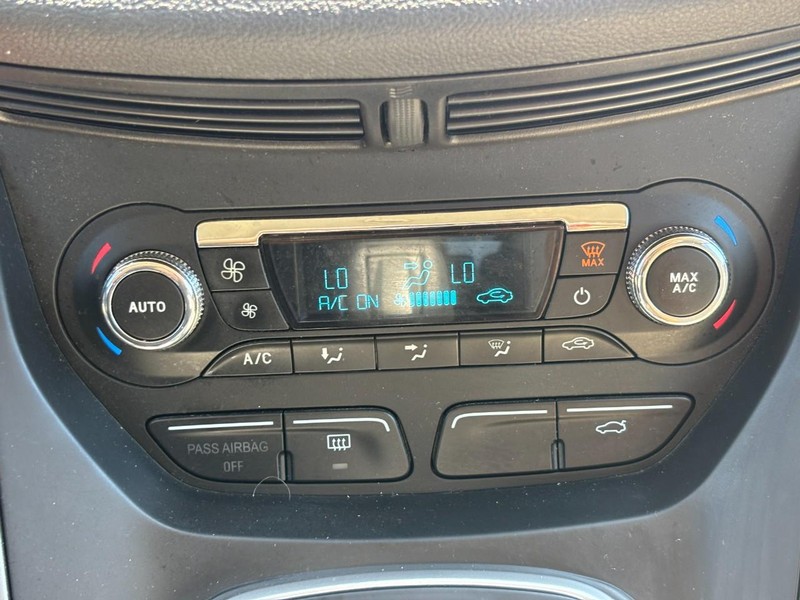 Ford Escape Vehicle Image 25