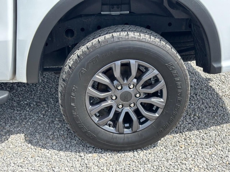 Ford Ranger Vehicle Full-screen Gallery Image 13