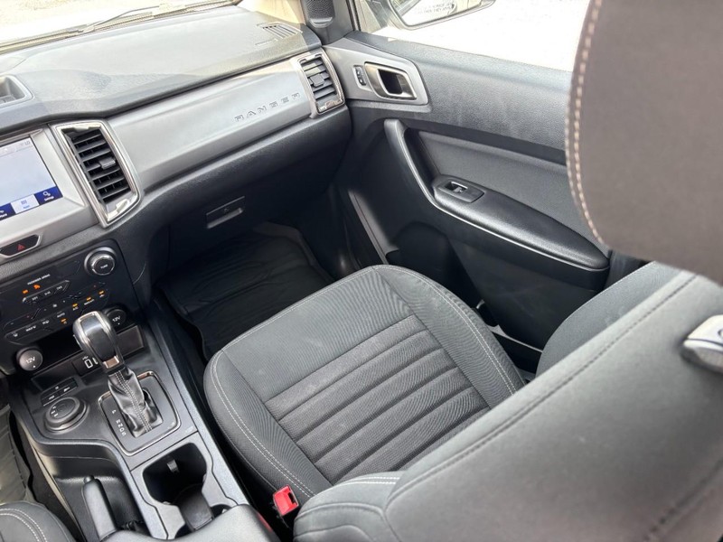Ford Ranger Vehicle Full-screen Gallery Image 17
