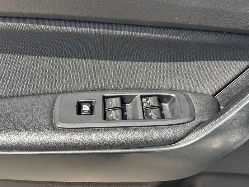 Ford Ranger Vehicle Full-screen Gallery Image 19