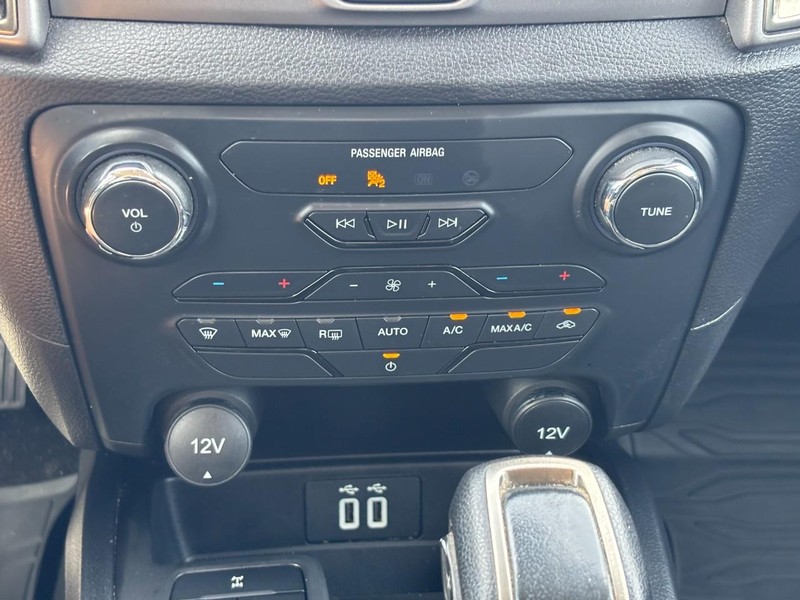 Ford Ranger Vehicle Full-screen Gallery Image 25