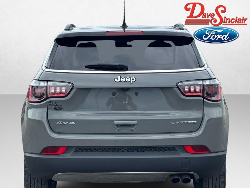 Jeep Compass Vehicle Image 08