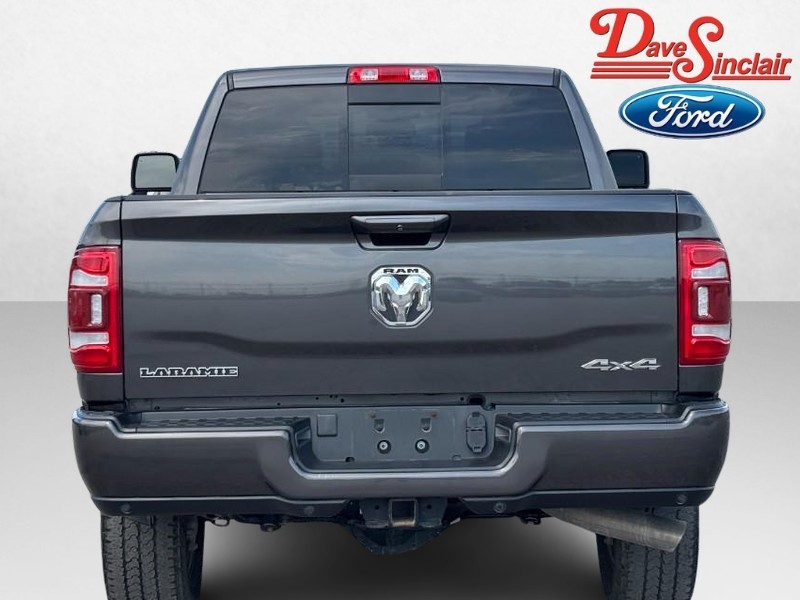 Ram 2500 Vehicle Full-screen Gallery Image 08