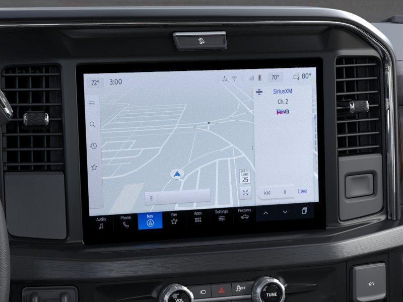 Ford Super Duty F-250 SRW Vehicle Full-screen Gallery Image 16