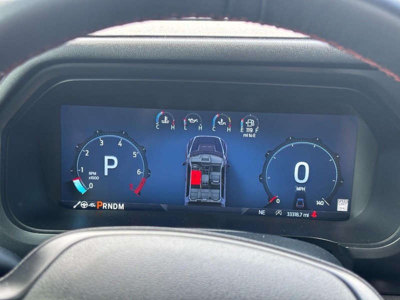 Ford F-150 Vehicle Full-screen Gallery Image 22