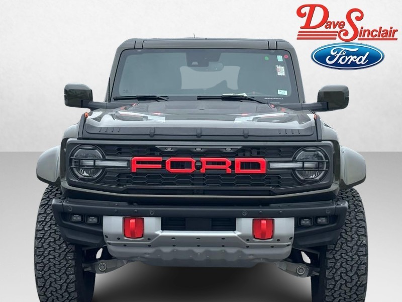 Ford Bronco Vehicle Image 02