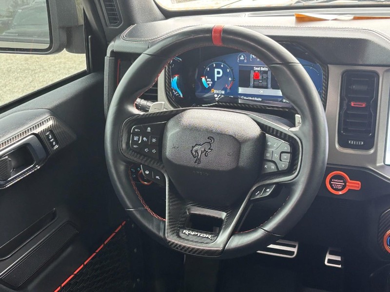 Ford Bronco Vehicle Image 15