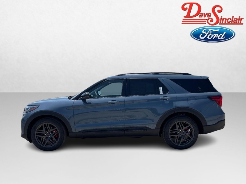 Ford Explorer Vehicle Full-screen Gallery Image 10